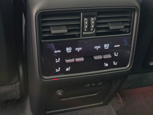 New 2026 Porsche Cayenne GTS image 20