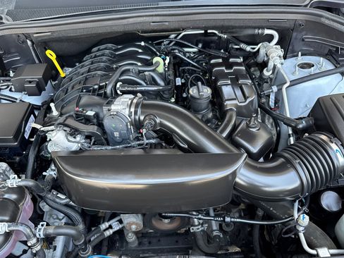 Used 2024 Dodge Durango SXT image 55