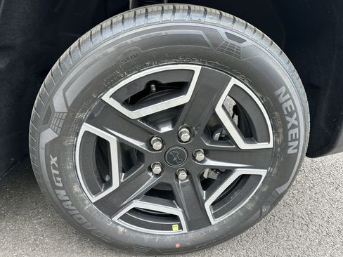 New 2026 Jeep Cherokee Limited AWD/4WD image 33