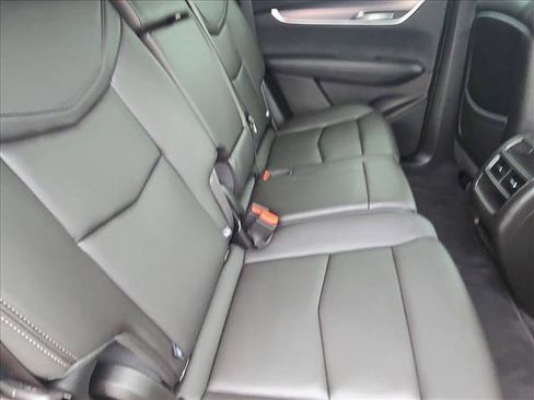 Used 2025 Cadillac XT5 Luxury FWD image 19