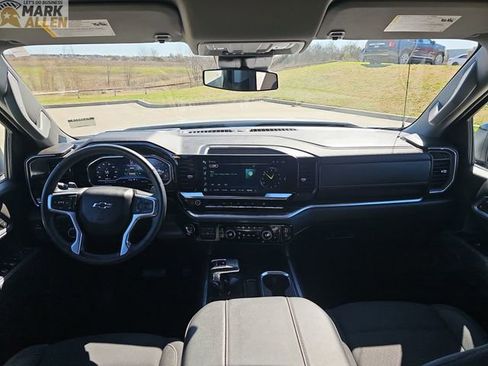 Used 2025 Chevrolet Silverado 1500 RST AWD/4WD image 19
