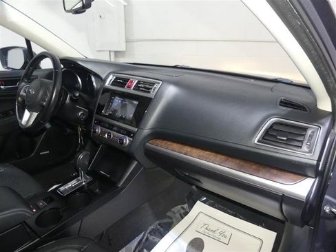Used 2016 Subaru Outback 2.5i Limited AWD/4WD image 24