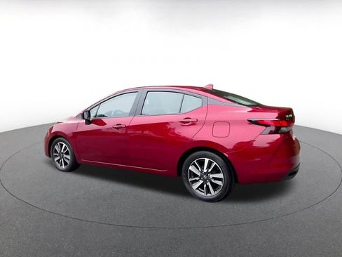 Used 2025 Nissan Versa SV FWD image 10
