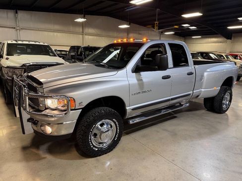 Used 2004 Dodge Ram 3500 Truck SLT w/ Trailer Tow Group AWD/4WD image 17