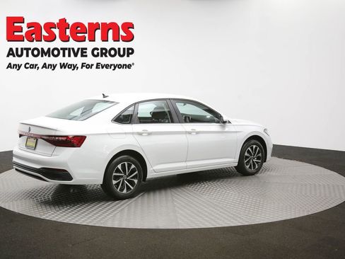 Used 2025 Volkswagen Jetta S image 40