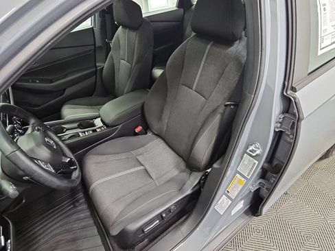 Used 2025 Honda Accord Sport image 28