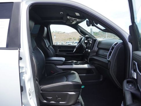 Used 2022 RAM 2500 Laramie AWD/4WD image 32