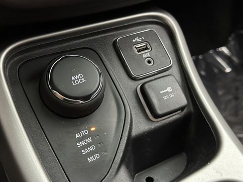 Used 2020 Jeep Compass Sport image 15