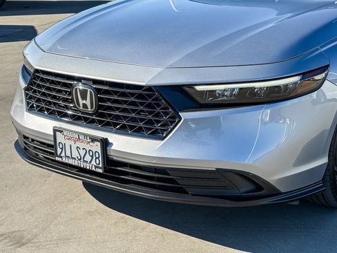 Used 2023 Honda Accord Sport image 12