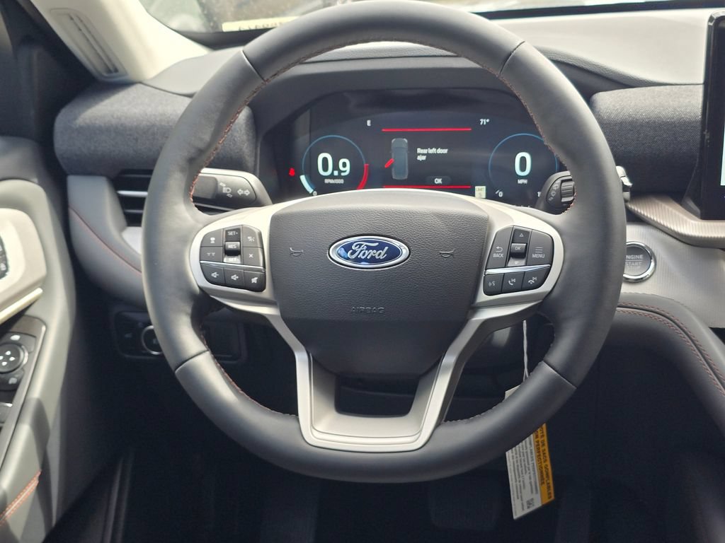 New 2026 Ford Explorer Active w/ Active Comfort Package AWD/4WD image 19