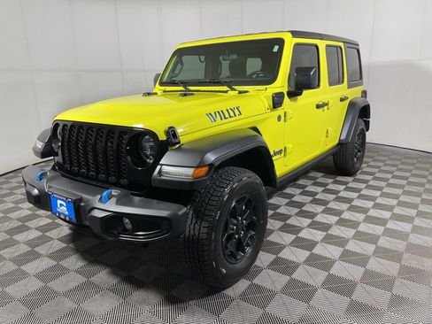 Used 2023 Jeep Wrangler Unlimited w/ Cold Weather Group image 4