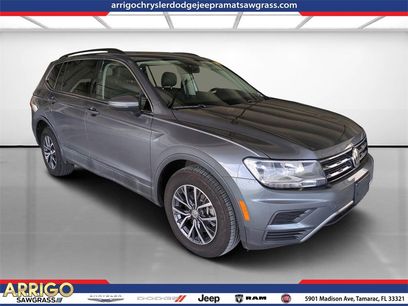 Used 2019 Volkswagen Tiguan SE w/ Panoramic Sunroof Package