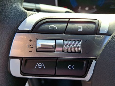 New 2026 Hyundai Santa Cruz SE AWD/4WD image 11
