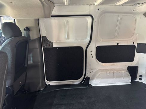 Used 2017 Nissan NV200 SV FWD image 15