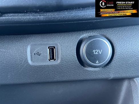 Used 2022 Ford Transit 250 148 High Roof Extended AWD image 12