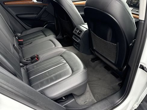 Used 2023 Audi Q5 2.0T Premium image 39