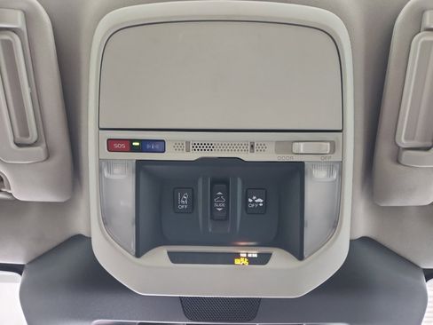 Used 2024 Subaru Forester Touring image 32