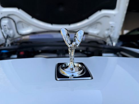 Used 2023 Rolls-Royce Cullinan image 38