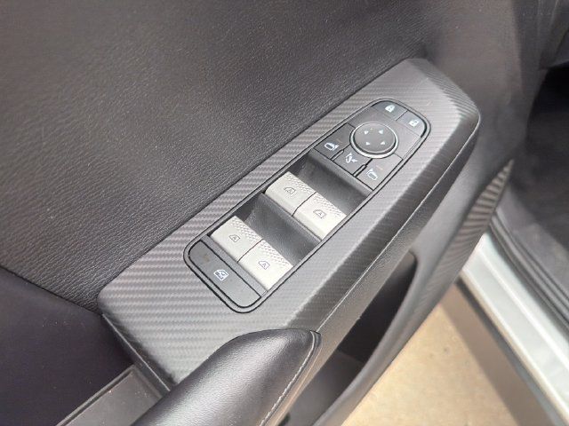 Used 2024 Mitsubishi Outlander SE AWD/4WD image 13