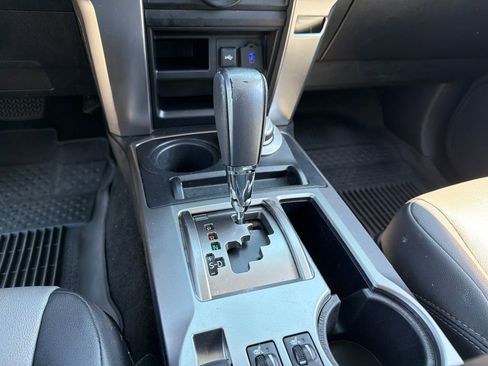 Used 2024 Toyota 4Runner SR5 Premium w/ Moonroof Package AWD/4WD image 11