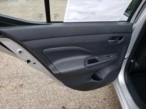 New 2025 Nissan Versa SV image 14