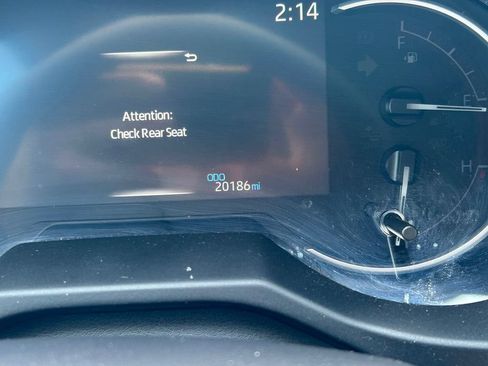 Used 2025 Toyota RAV4 XLE Premium FWD image 34
