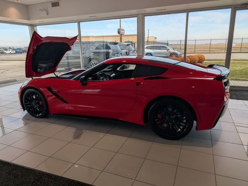 Used 2016 Chevrolet Corvette Stingray Coupe w/ 2LT Preferred Equipment Group image 24