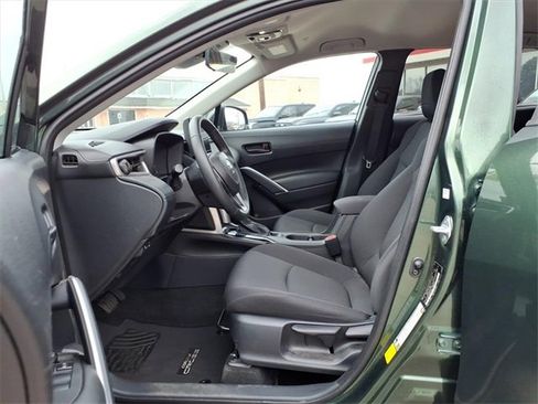 Used 2024 Toyota Corolla Cross LE image 14