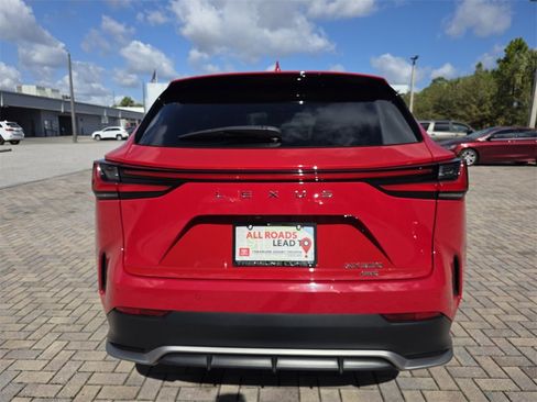Used 2022 Lexus NX 350 F Sport image 10