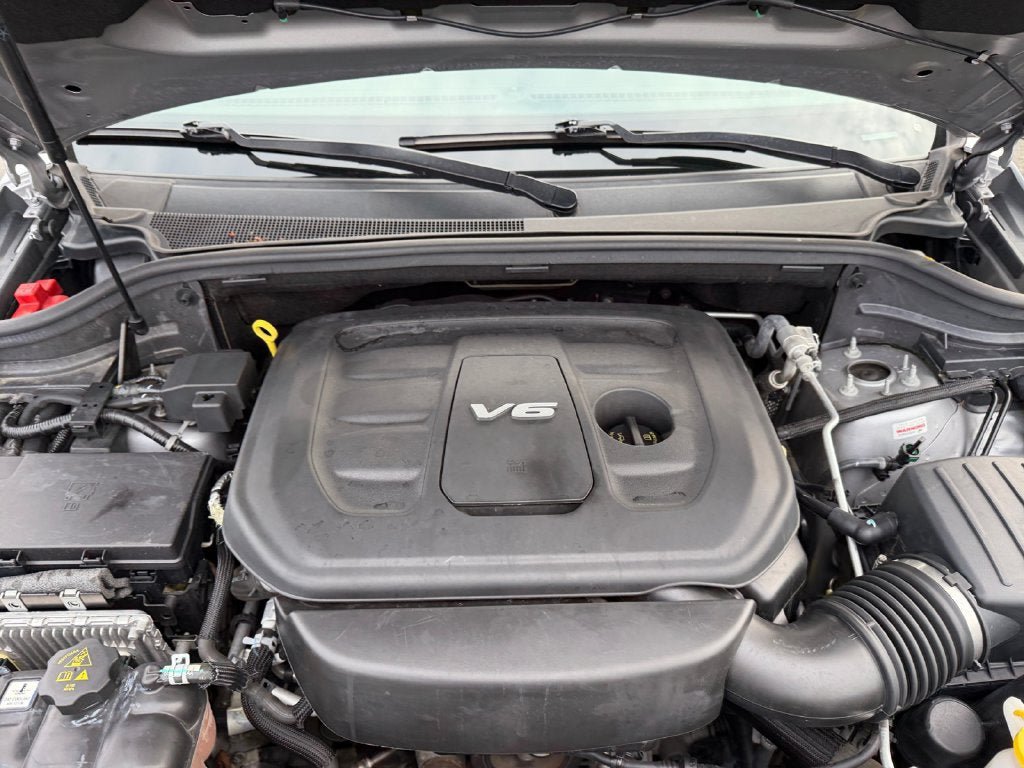 Used 2016 Jeep Grand Cherokee Limited AWD/4WD image 30