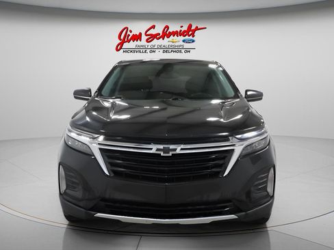 Used 2023 Chevrolet Equinox LT image 3