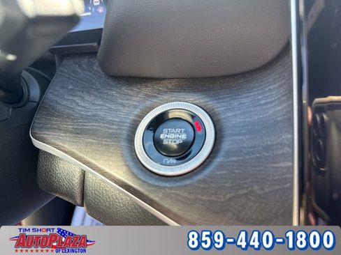 Used 2024 Jeep Grand Cherokee Limited image 33