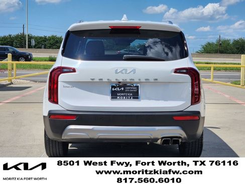 Used 2022 Kia Telluride S FWD image 5