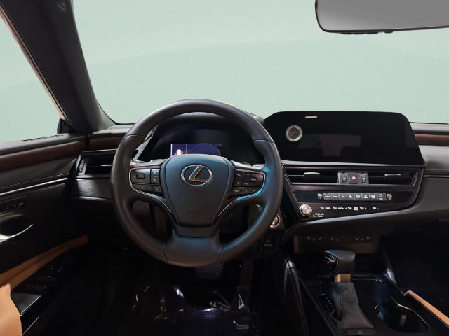 Certified 2025 Lexus ES 350 w/ Premium Package FWD image 10