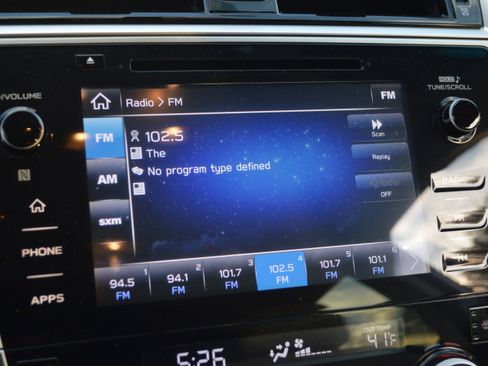 Used 2018 Subaru Outback 2.5i Premium image 18