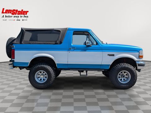 Used 1994 Ford Bronco XLT image 7