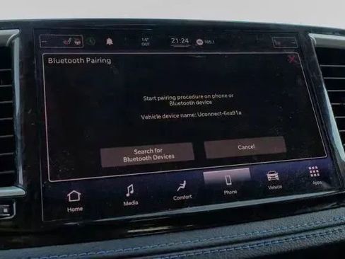 Used 2021 Chrysler Pacifica Touring-L FWD image 31