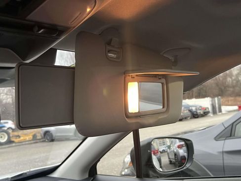 Certified 2025 Subaru Crosstrek 2.0i Premium image 9