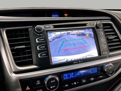 Used 2015 Toyota Highlander XLE AWD/4WD image 26