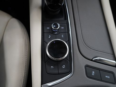 Used 2021 Cadillac XT5 Premium Luxury image 26