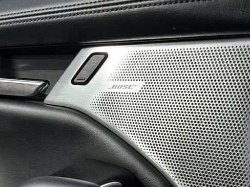 Used 2022 MAZDA MAZDA3 s image 8