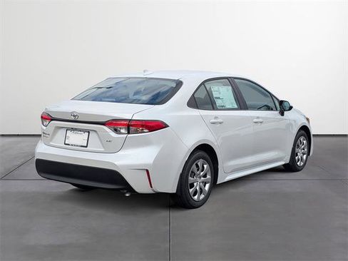 New 2026 Toyota Corolla LE image 5