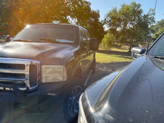 Used 2005 Ford F250 XLT AWD/4WD image 2