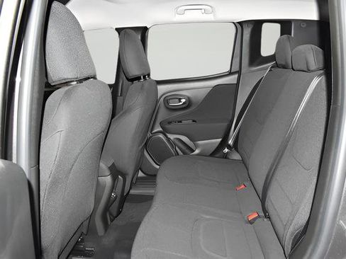 Certified 2021 Jeep Renegade Latitude w/ Luxury Group I AWD/4WD image 25