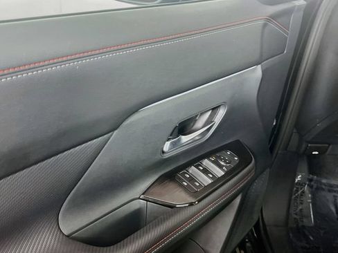 Used 2026 Nissan Kicks SR w/ Cold Weather Package FWD image 14
