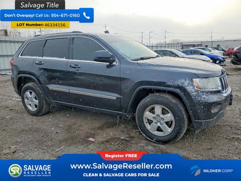 Used 2013 Jeep Grand Cherokee Laredo w/ Laredo E Group AWD/4WD image 5