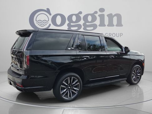 Certified 2024 Cadillac Escalade Sport RWD image 5
