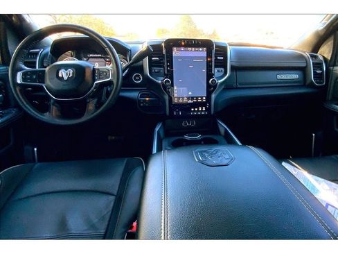 Used 2024 RAM 2500 Laramie w/ Night Edition image 17