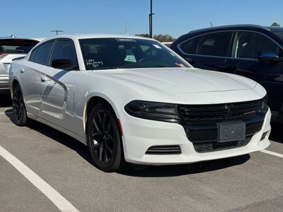 Used 2020 Dodge Charger SXT w/ Blacktop Package