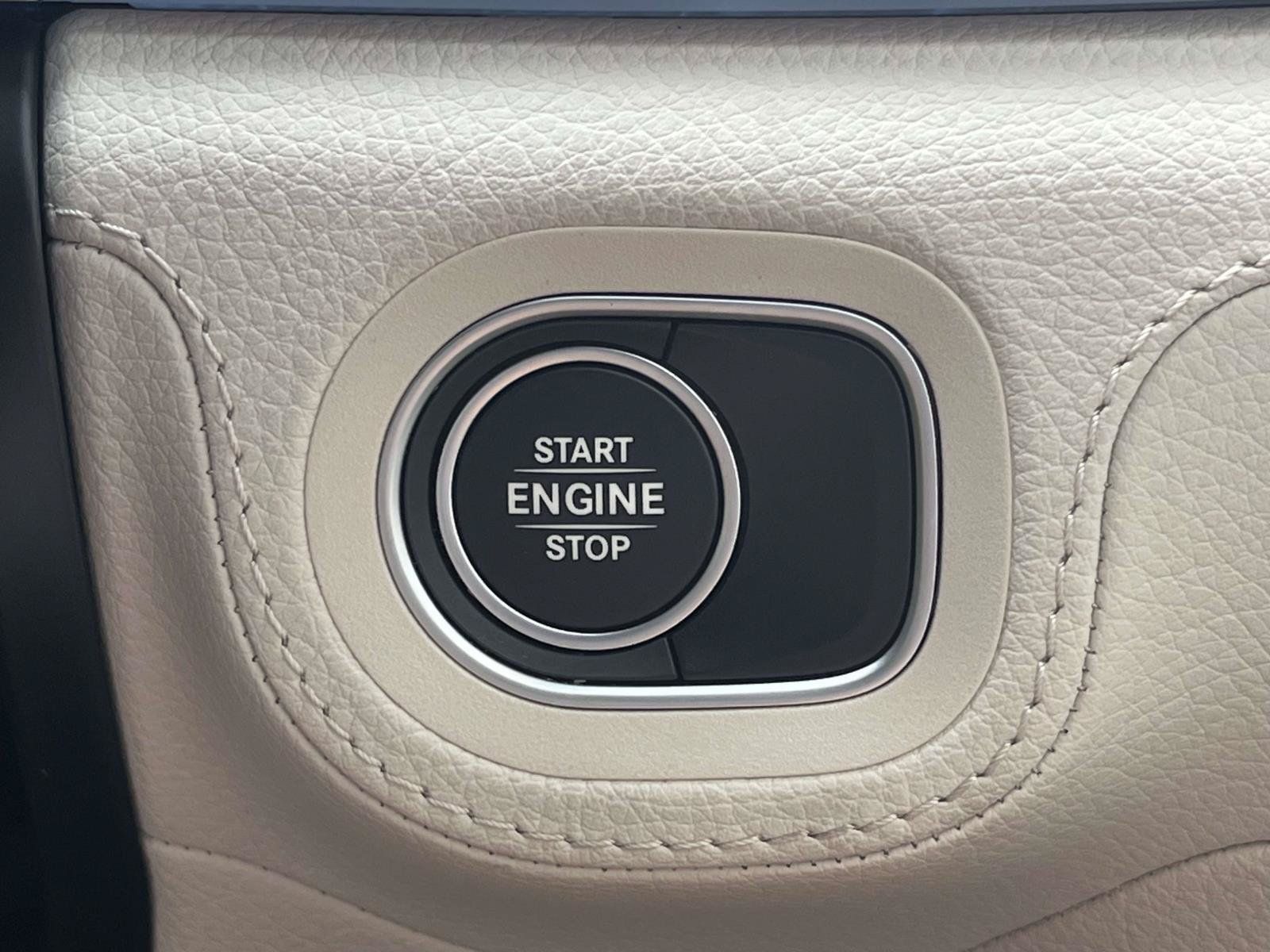 Certified 2024 Mercedes-Benz GLE 450e 4MATIC image 39